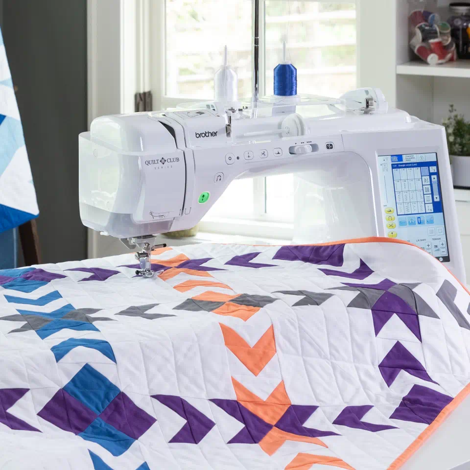 Innov-is BQ2500 Quilting & Sewing Machine